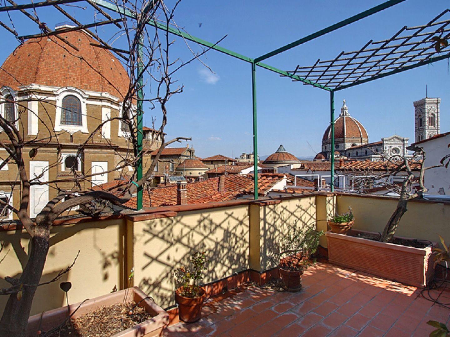 Hotel Aldobrandini Florencia Exterior foto